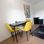 Modernes Mit Balkon&wohlfühl-ambiente Apartamento *